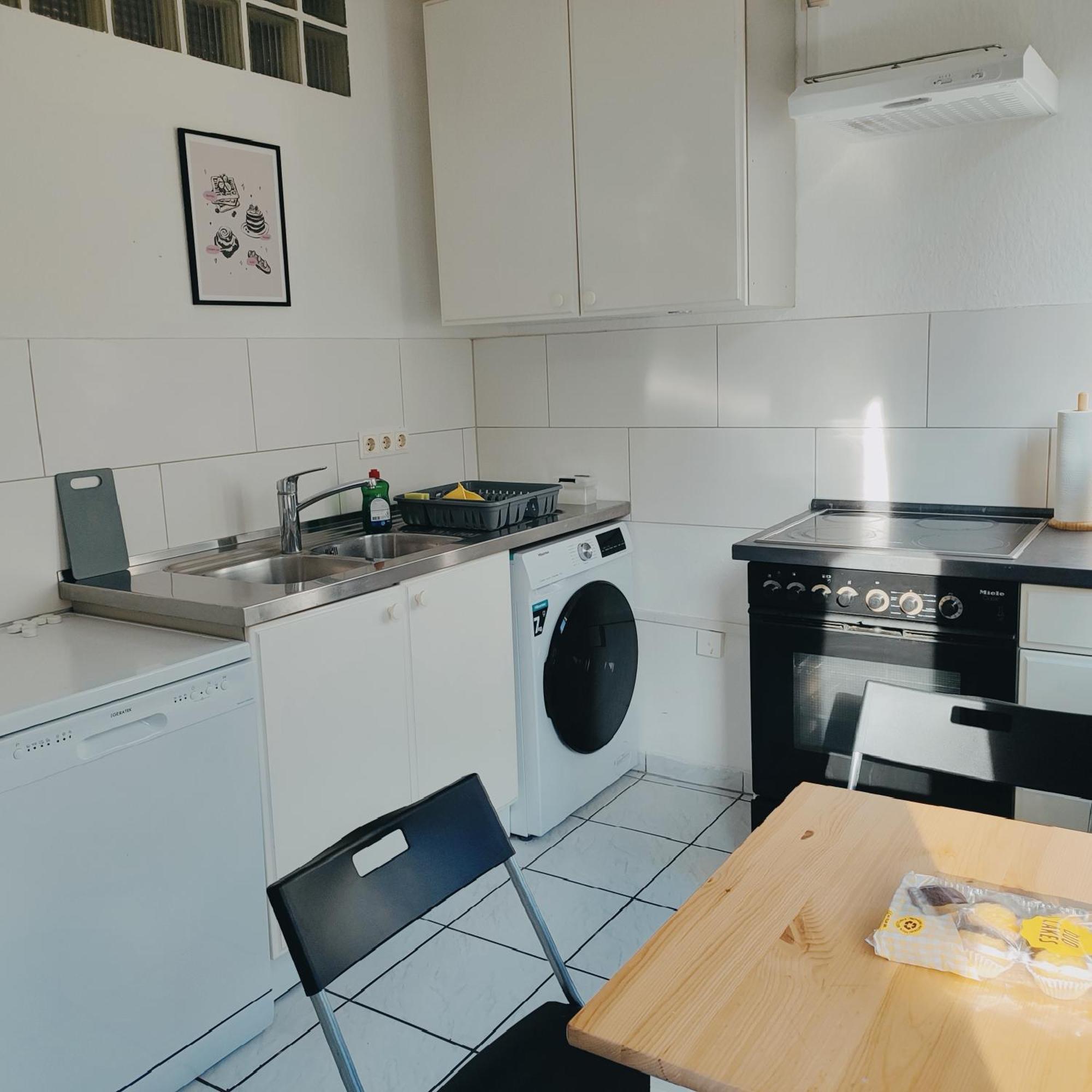 Ferienwohnung Monteurwohnung Messewohnung Duisburg Sued Grenze Duesseldorf 6 Personen 외부 사진