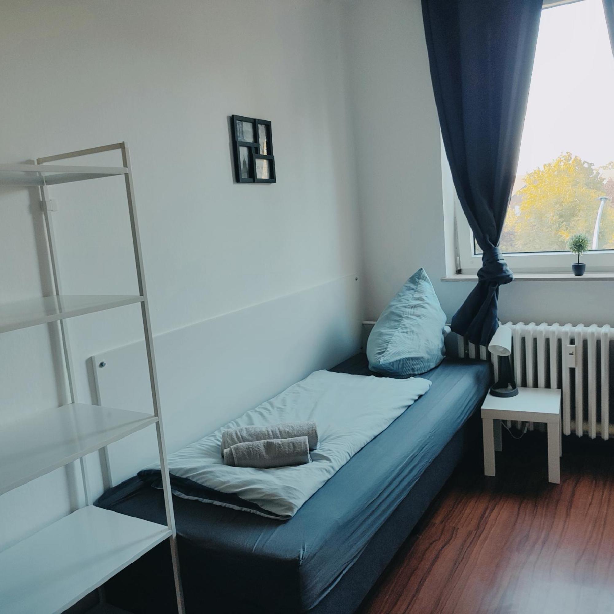 Ferienwohnung Monteurwohnung Messewohnung Duisburg Sued Grenze Duesseldorf 6 Personen 외부 사진